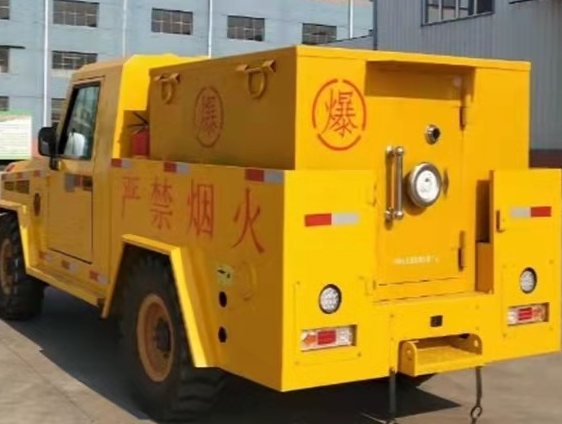 大安凯龙爆破器材运输车：保障爆破任务的安全运行