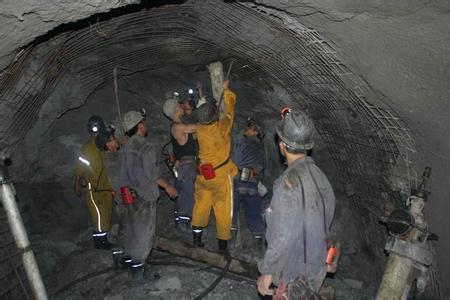 大安工程爆破中的危险因素分析以及应对工程爆破危险的措施